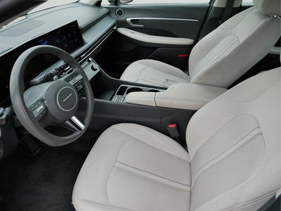 2025 Hyundai Sonata Base
