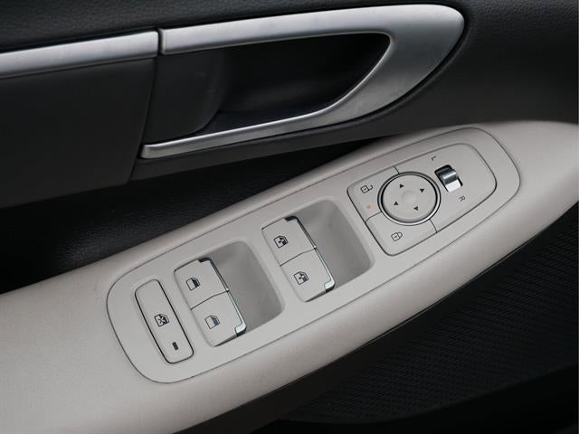 2025 Hyundai Sonata Base
