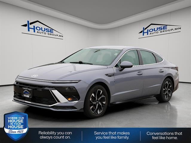 2025 Hyundai Sonata Base