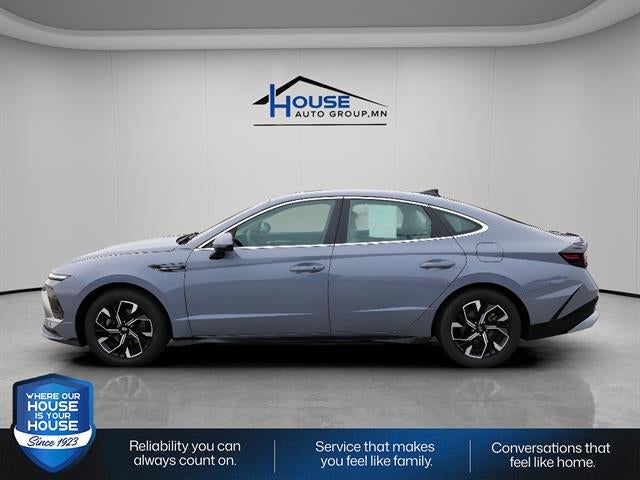 2025 Hyundai Sonata Base