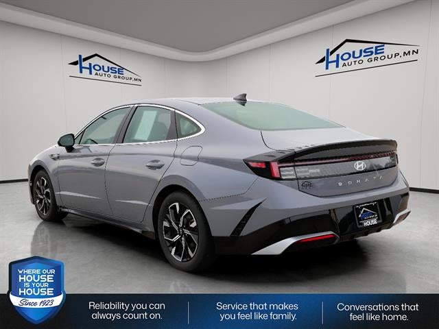 2025 Hyundai Sonata Base