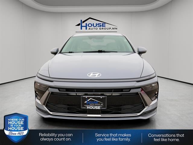 2025 Hyundai Sonata Base