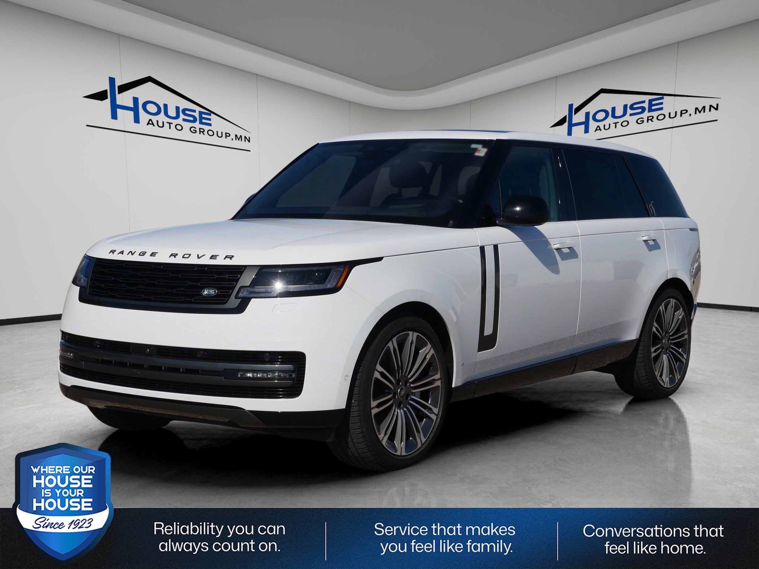 2023 Land Rover Range Rover P530 SE