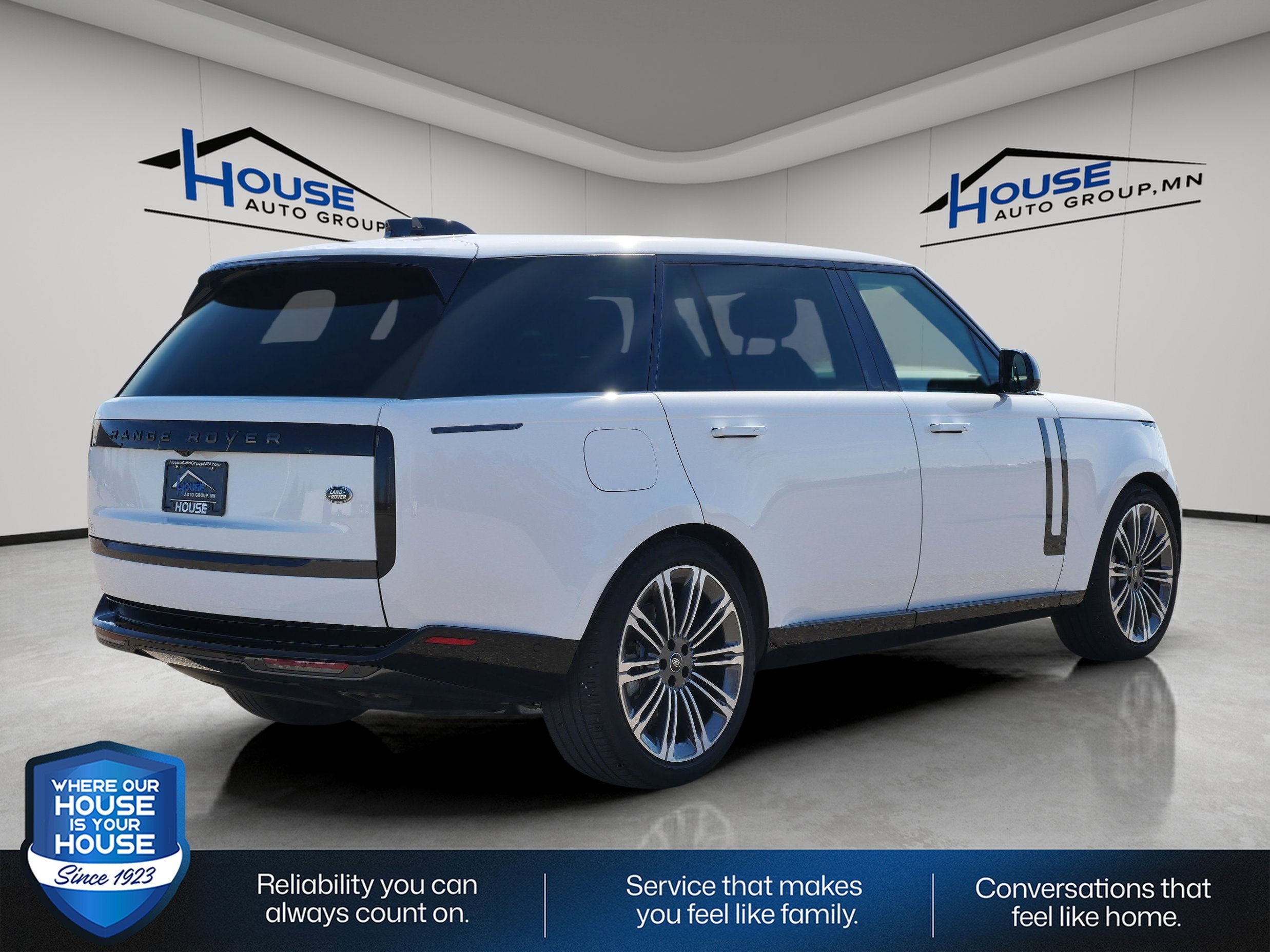 2023 Land Rover Range Rover P530 SE