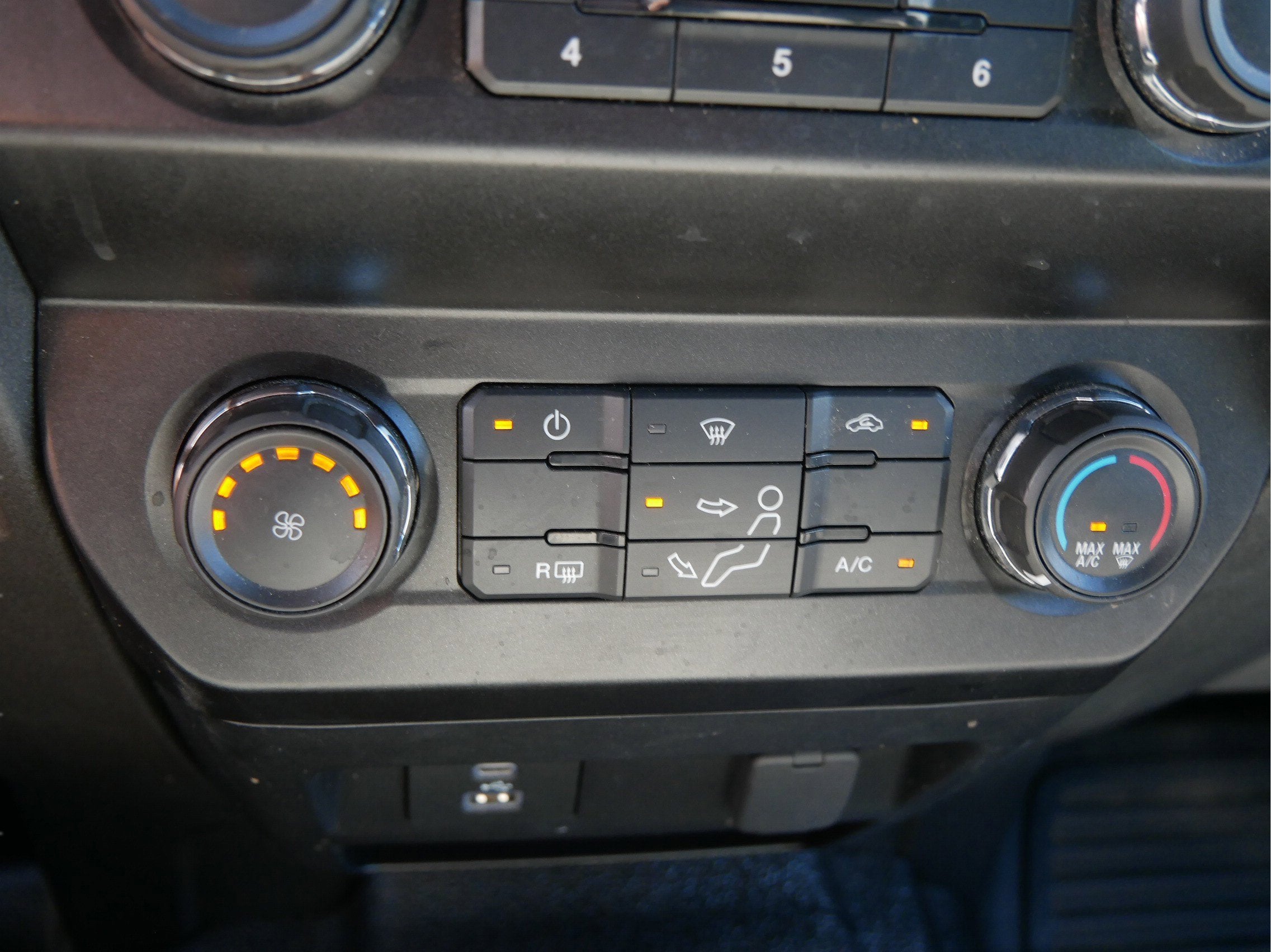 2020 Ford Super Duty F-250 SRW XL