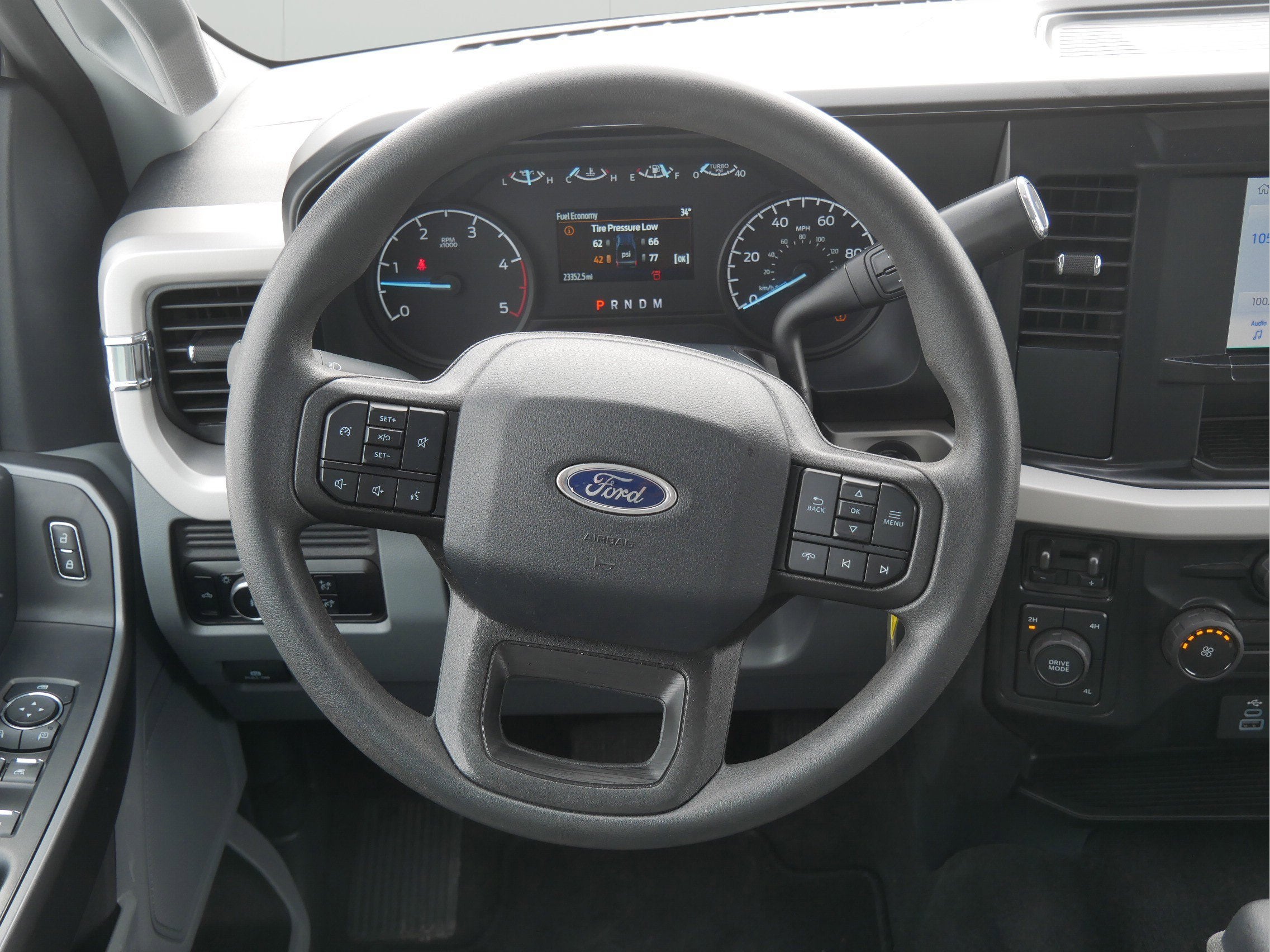 2025 Ford Super Duty F-250 SRW XLT