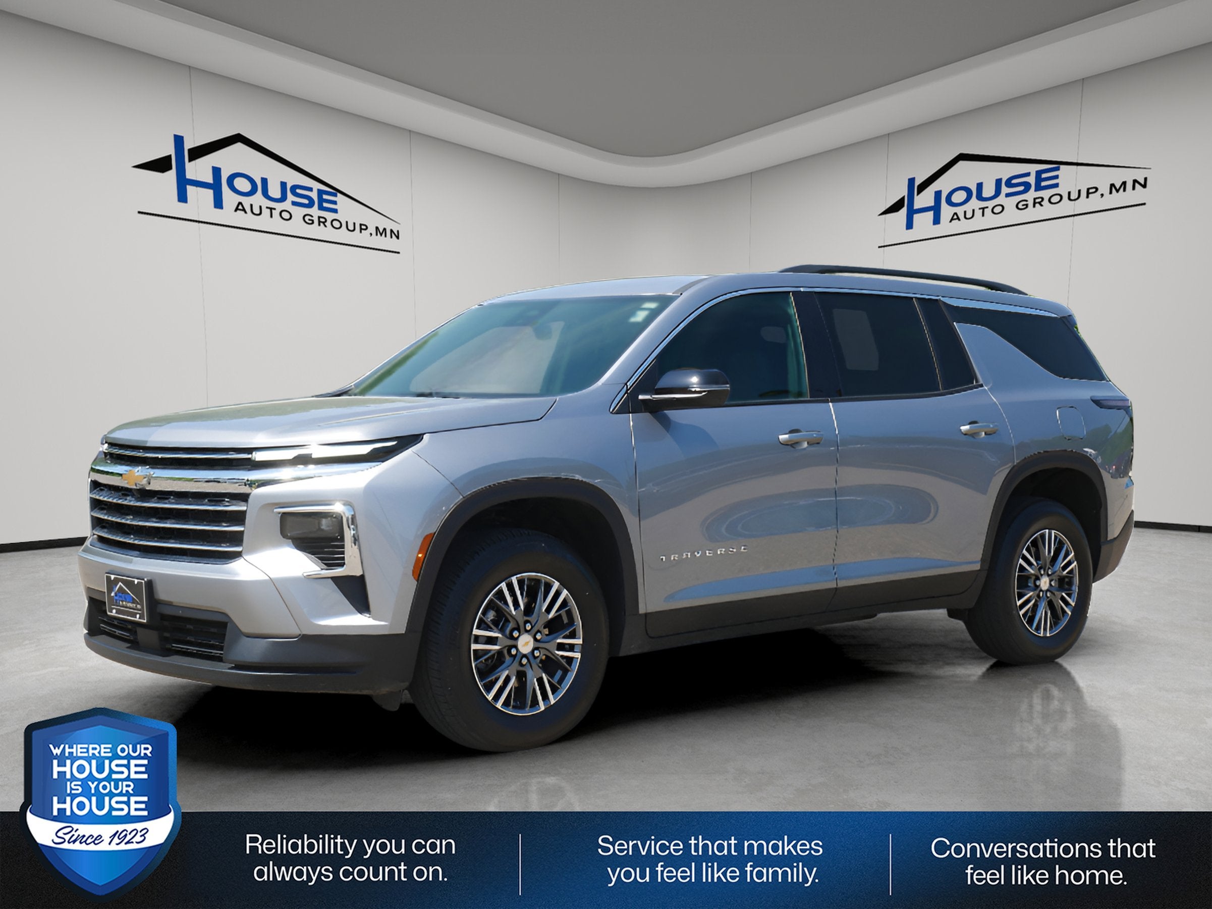 2026 Chevrolet Traverse AWD LT