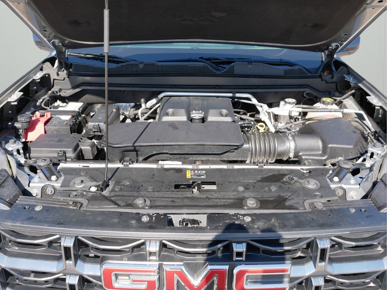 2023 GMC Canyon 4WD AT4