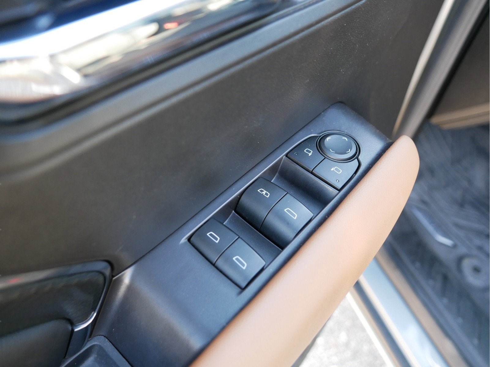 2023 GMC Canyon 4WD AT4