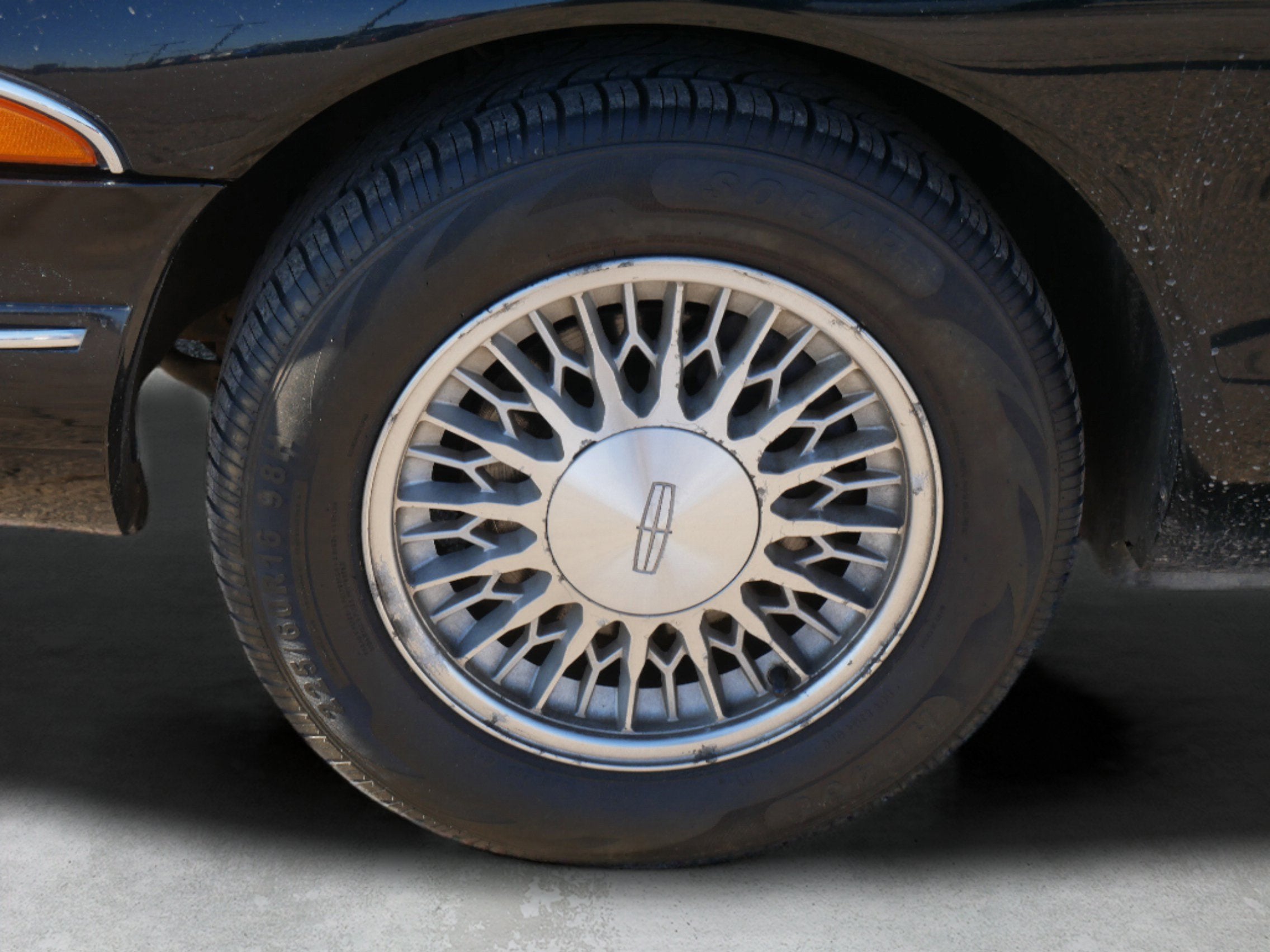 1993 Lincoln Mark VIII Base