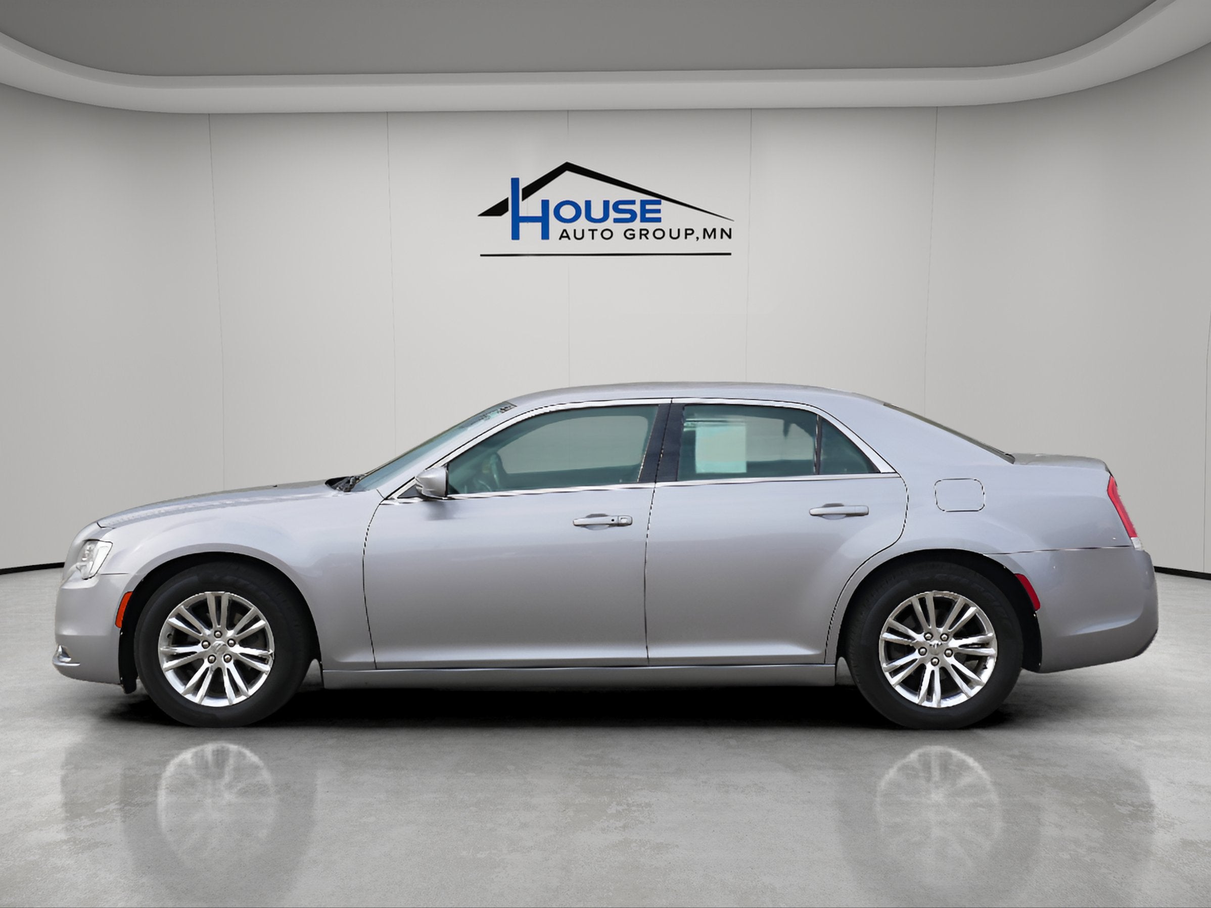 2017 Chrysler 300 Limited