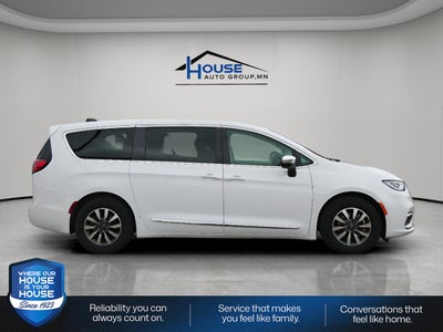 2023 Chrysler Pacifica Hybrid Limited