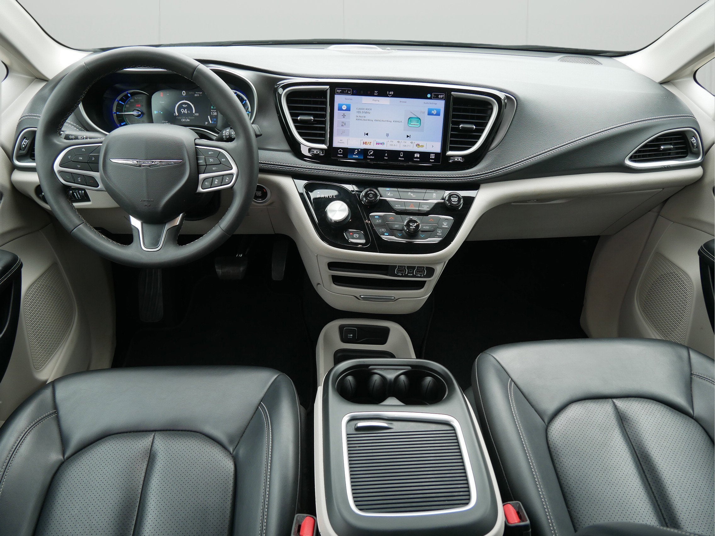 2024 Chrysler Pacifica Hybrid Select