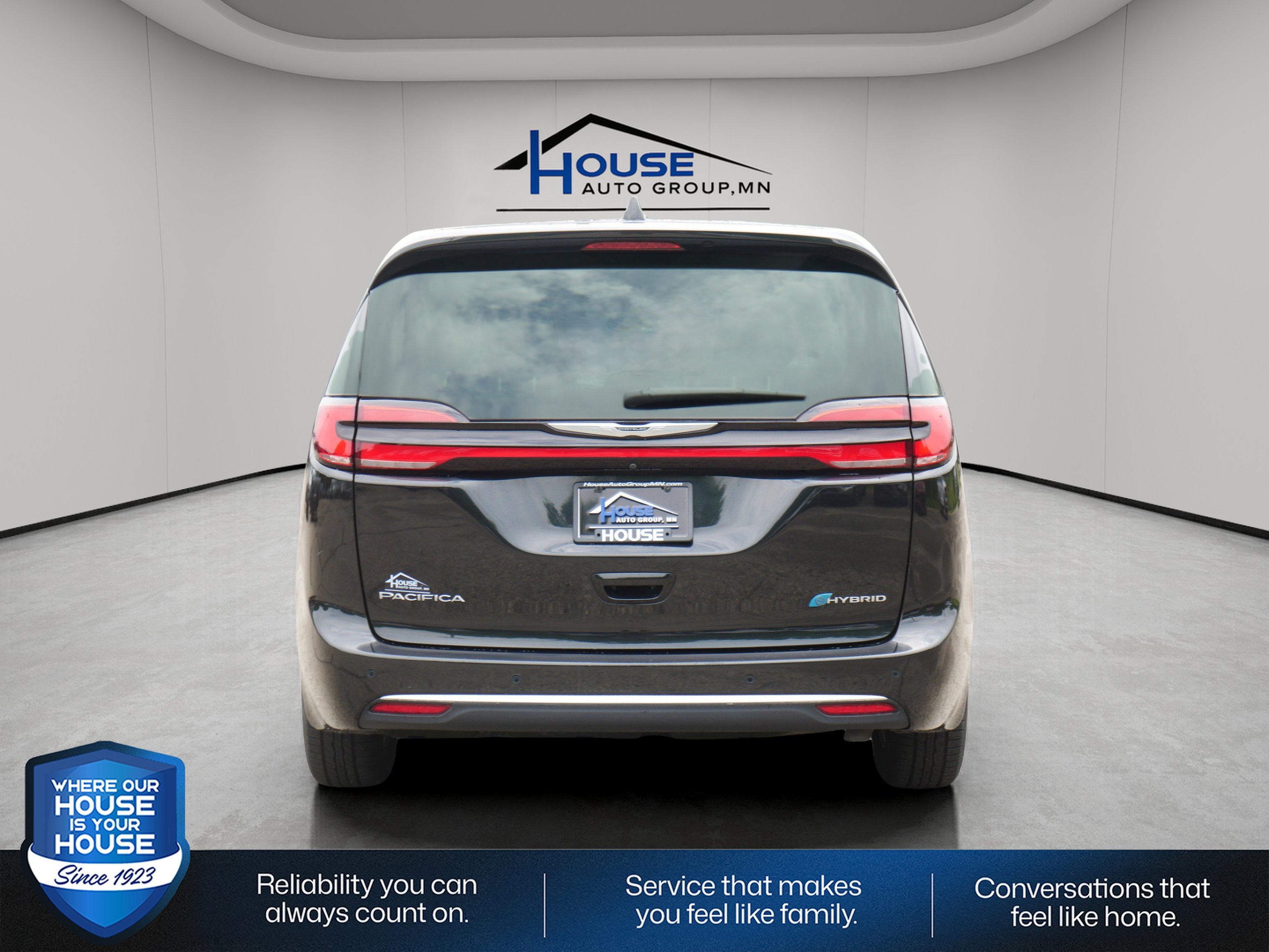 2024 Chrysler Pacifica Hybrid Select