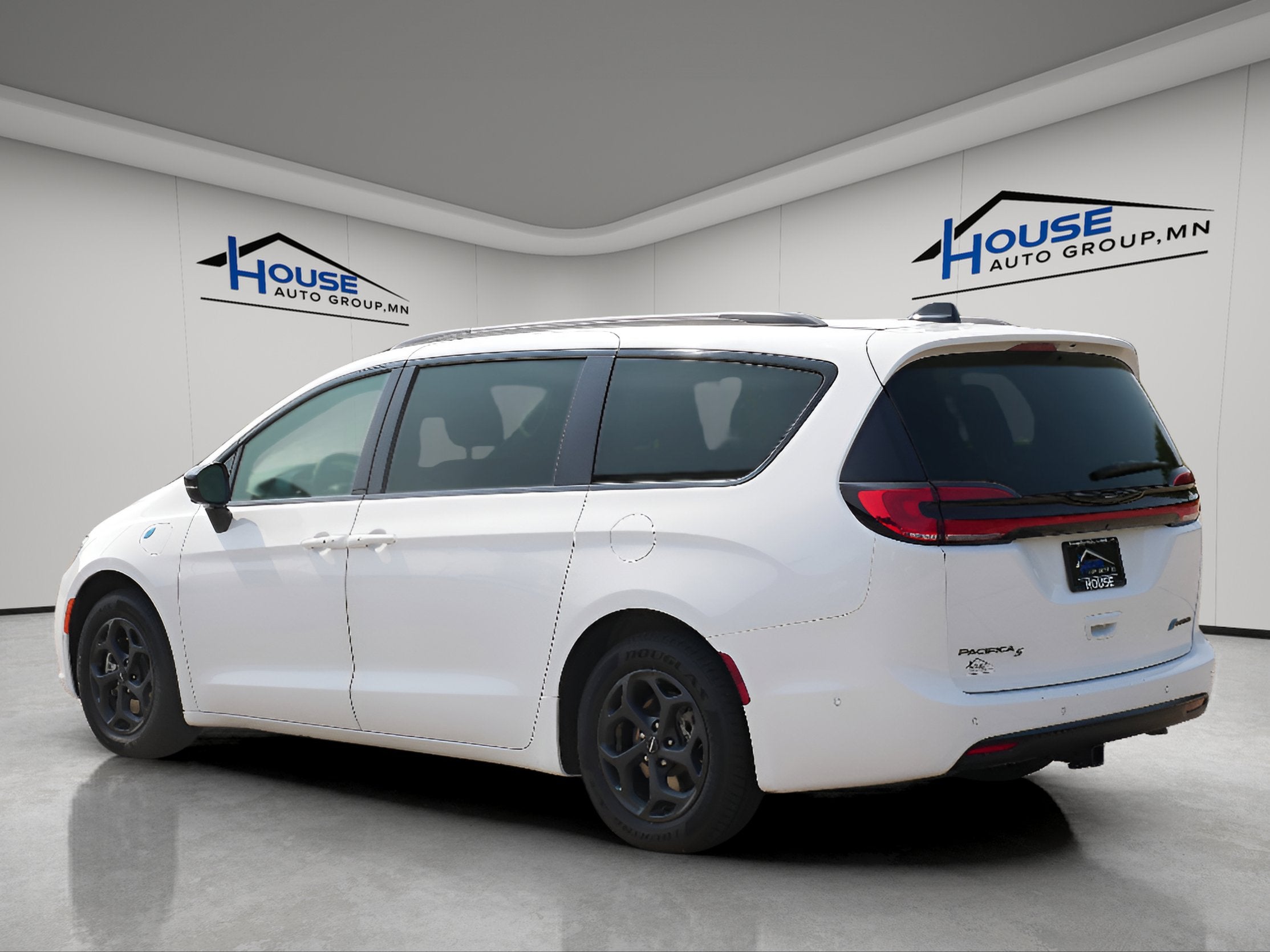 2023 Chrysler Pacifica Hybrid Limited
