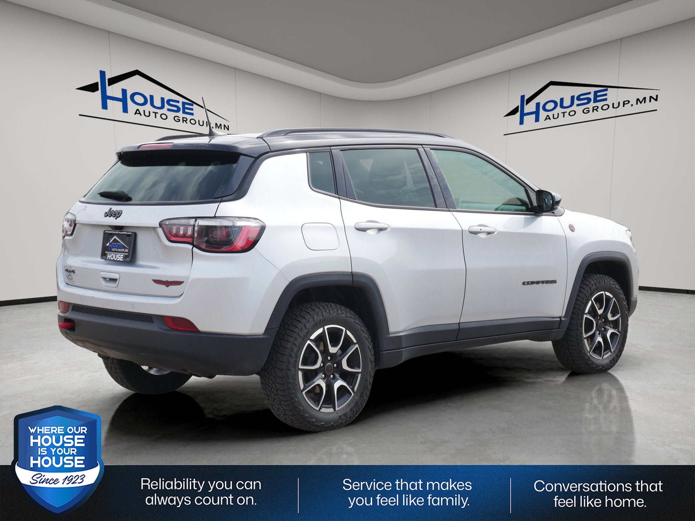 2025 Jeep Compass Trailhawk