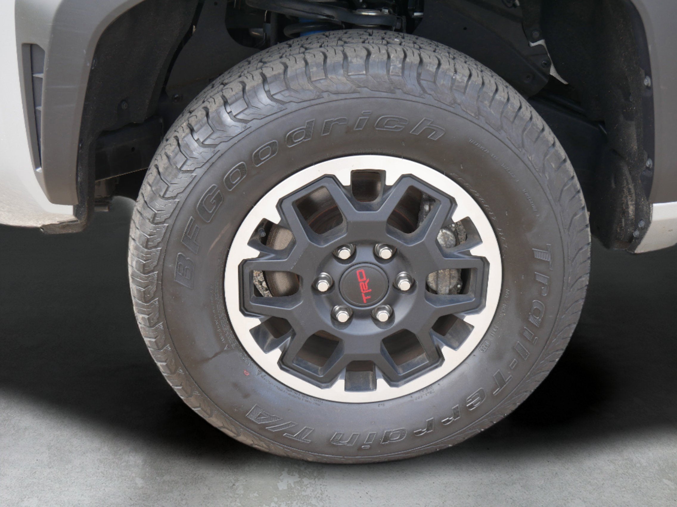 2025 Toyota Tacoma 4WD SR5
