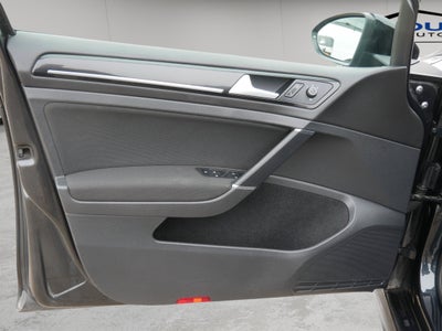 2017 Volkswagen Golf GTI Sport