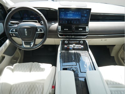2024 Lincoln Navigator L Black Label