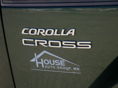 2025 Toyota Corolla Cross XLE