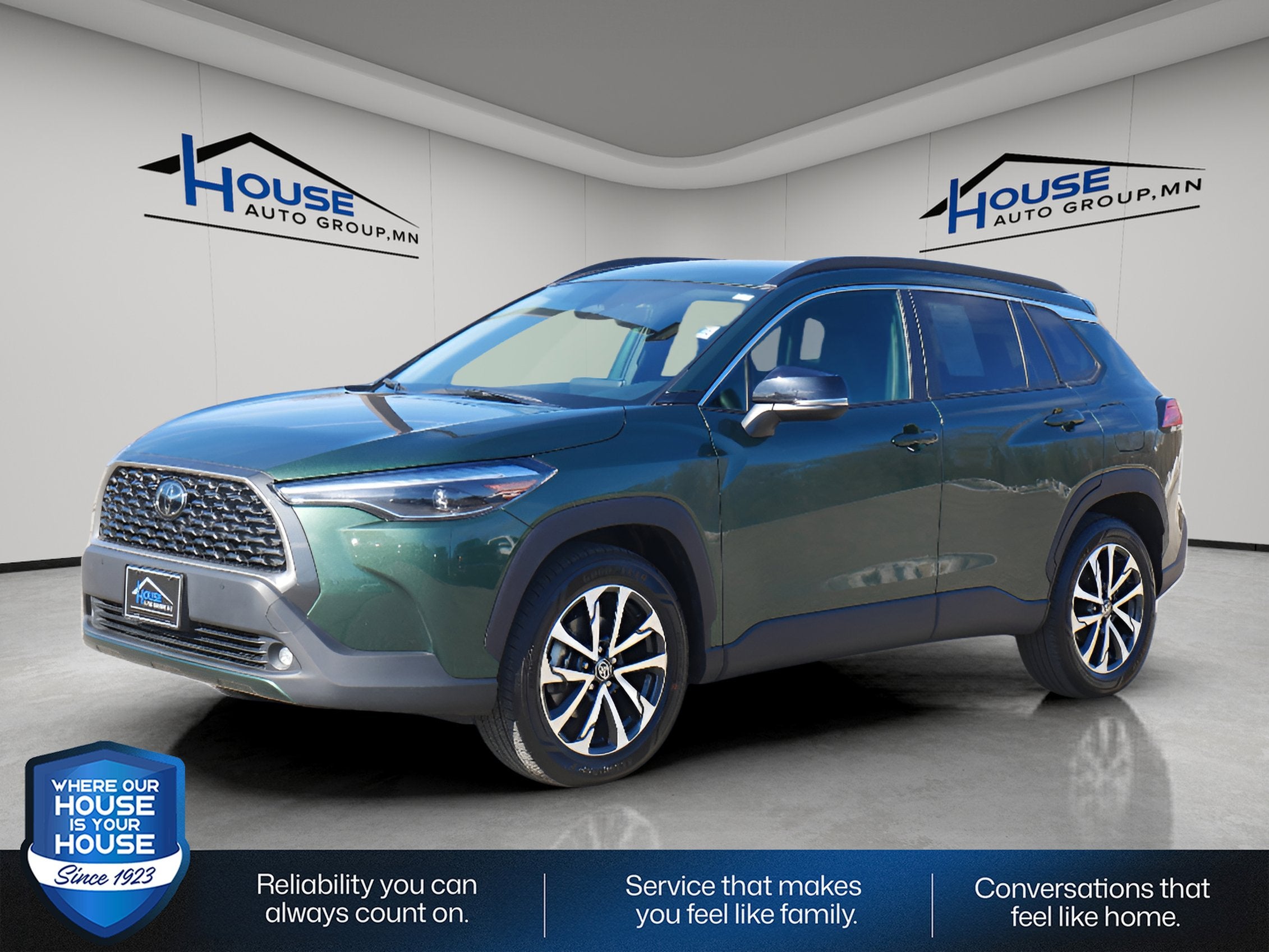 2025 Toyota Corolla Cross XLE