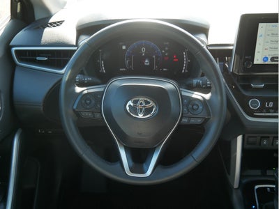 2025 Toyota Corolla Cross XLE