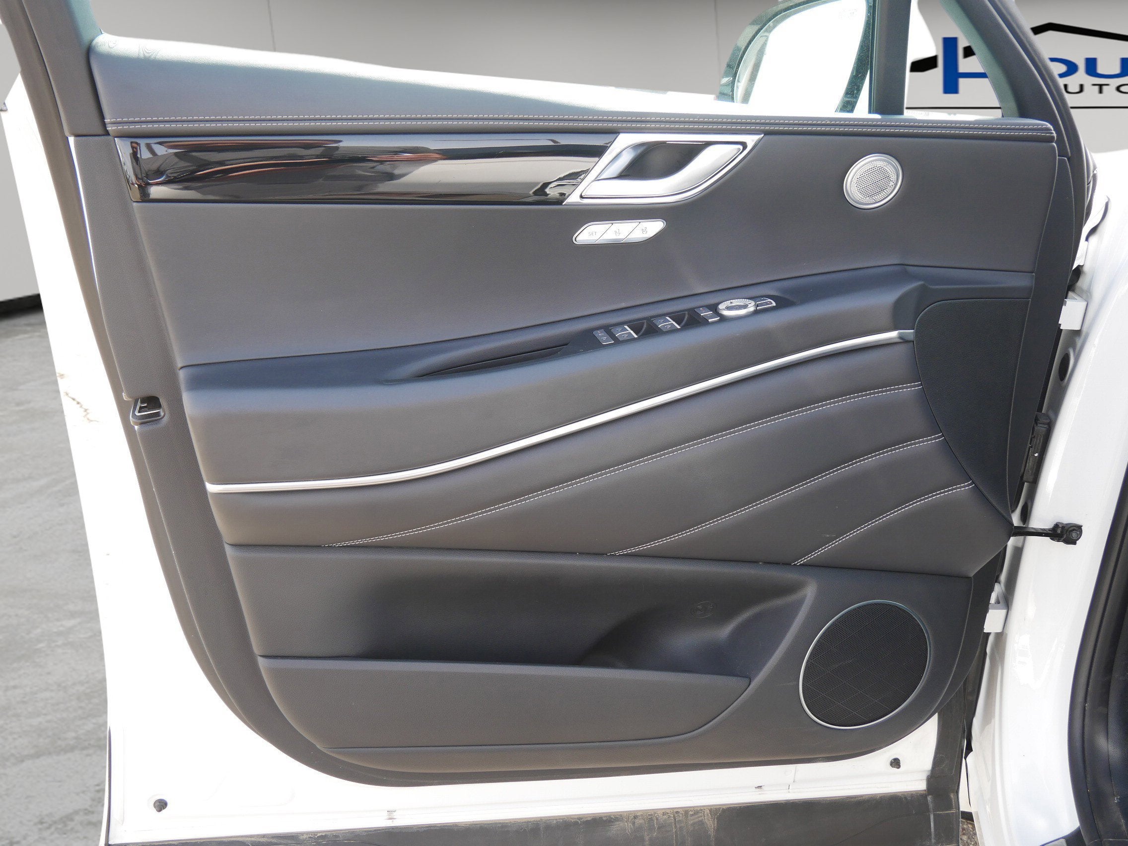 2025 Genesis GV80 2.5T Standard