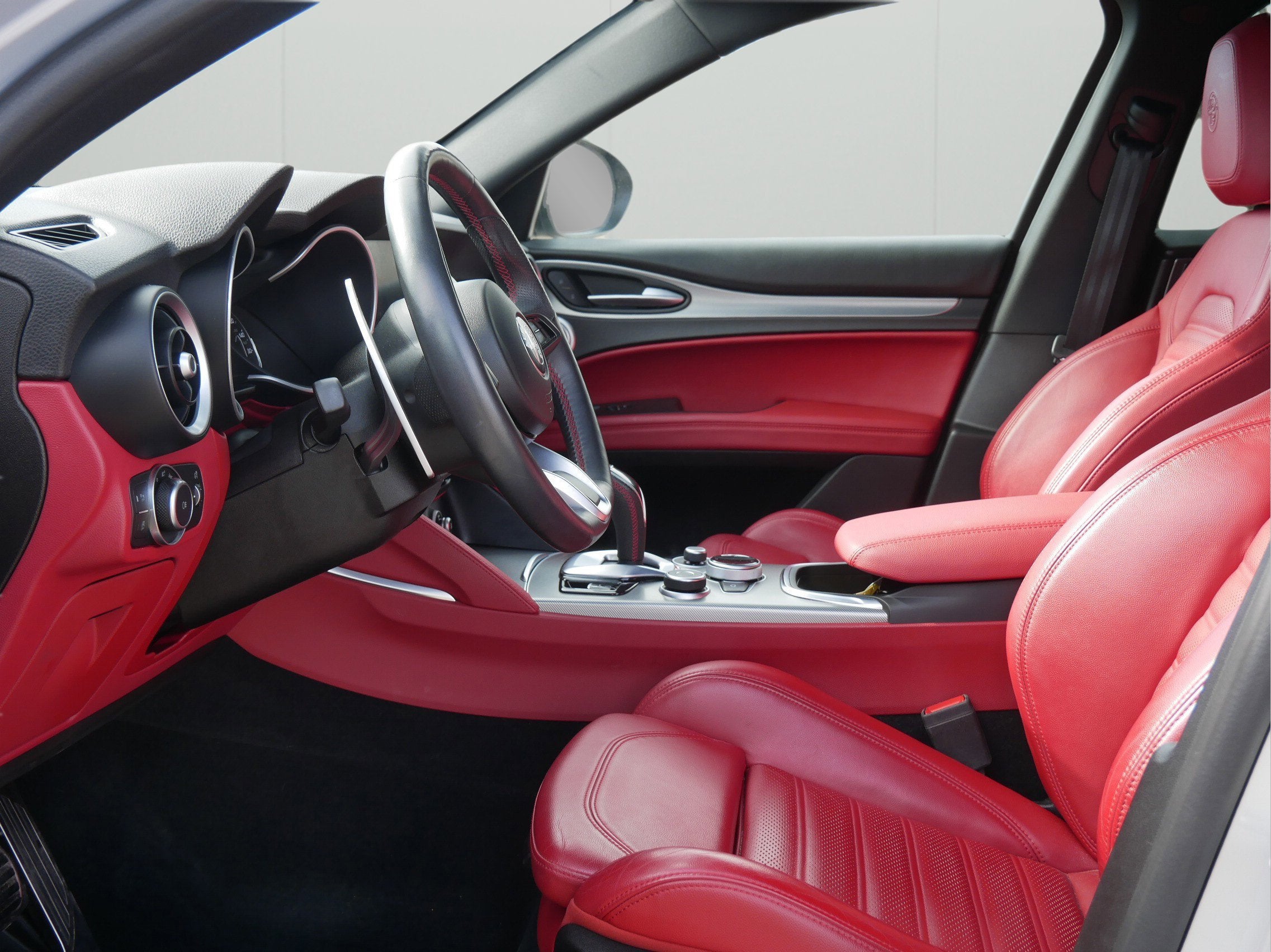 2020 Alfa Romeo Stelvio Ti Sport