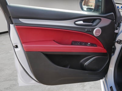 2020 Alfa Romeo Stelvio Ti Sport