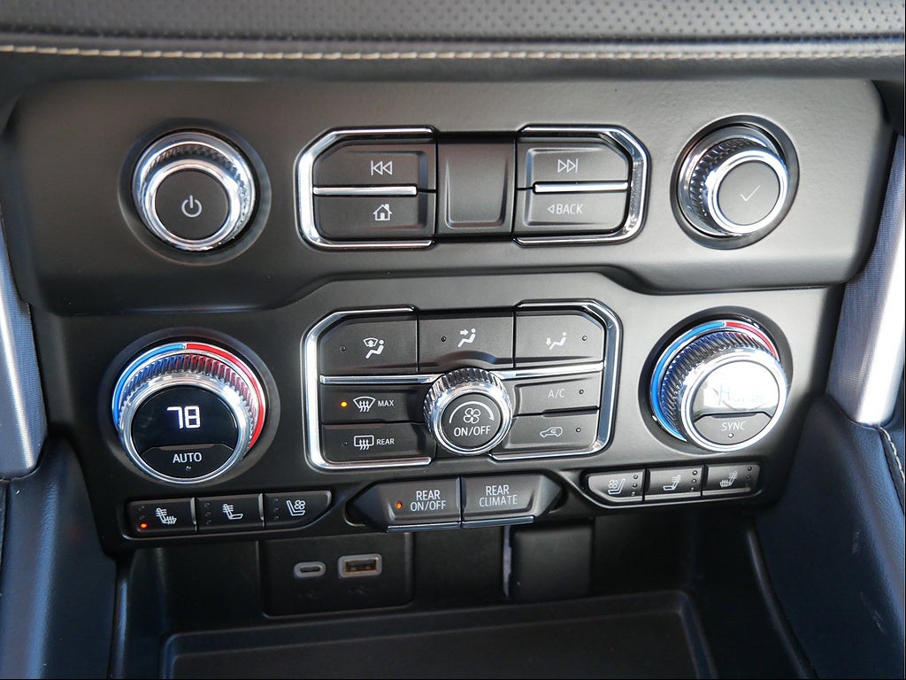 2023 GMC Yukon XL SLT