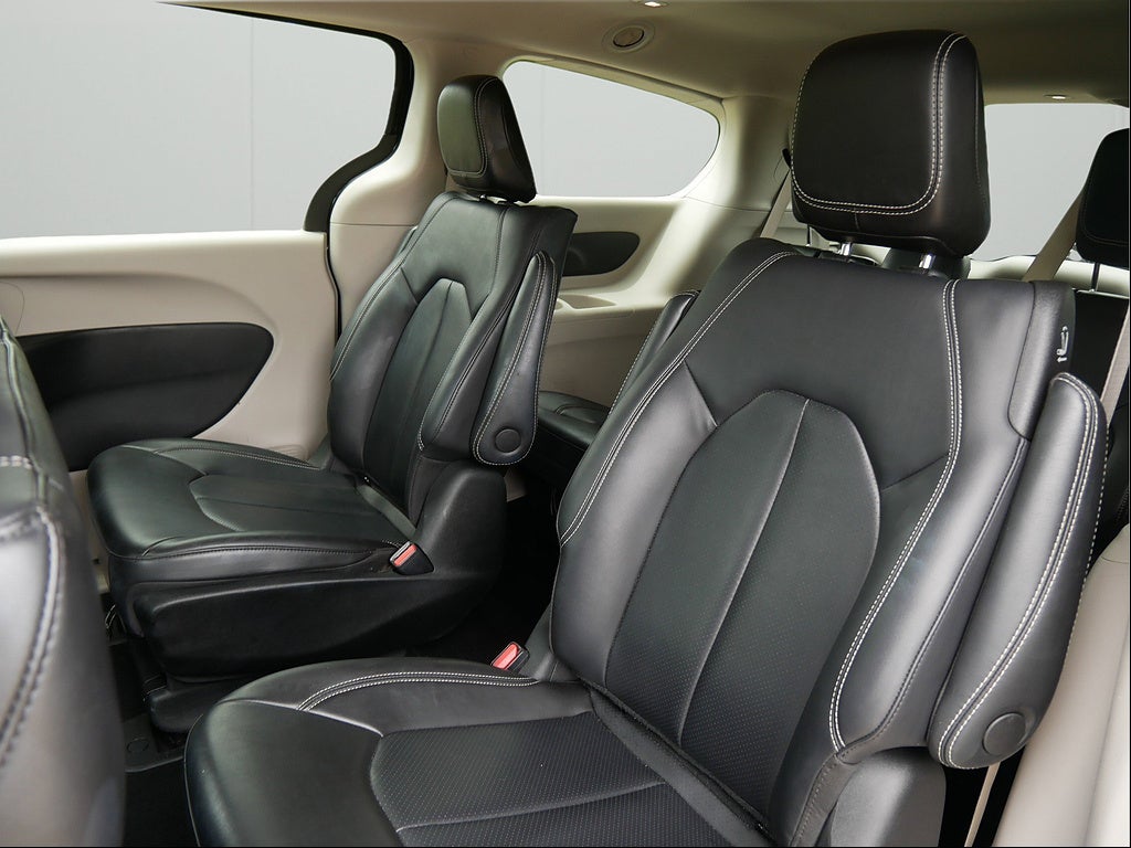 2024 Chrysler Pacifica Select