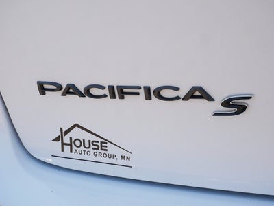 2024 Chrysler Pacifica S Appearance