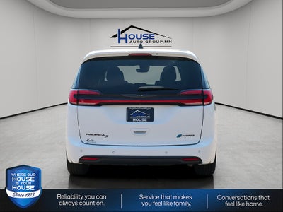 2024 Chrysler Pacifica S Appearance