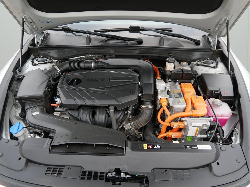 2025 Hyundai Sonata Hybrid SEL