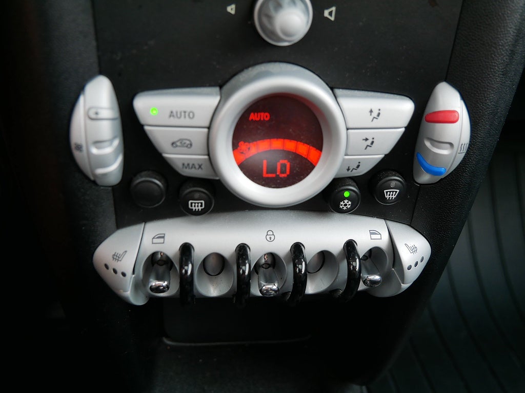 2010 MINI Cooper Hardtop Base