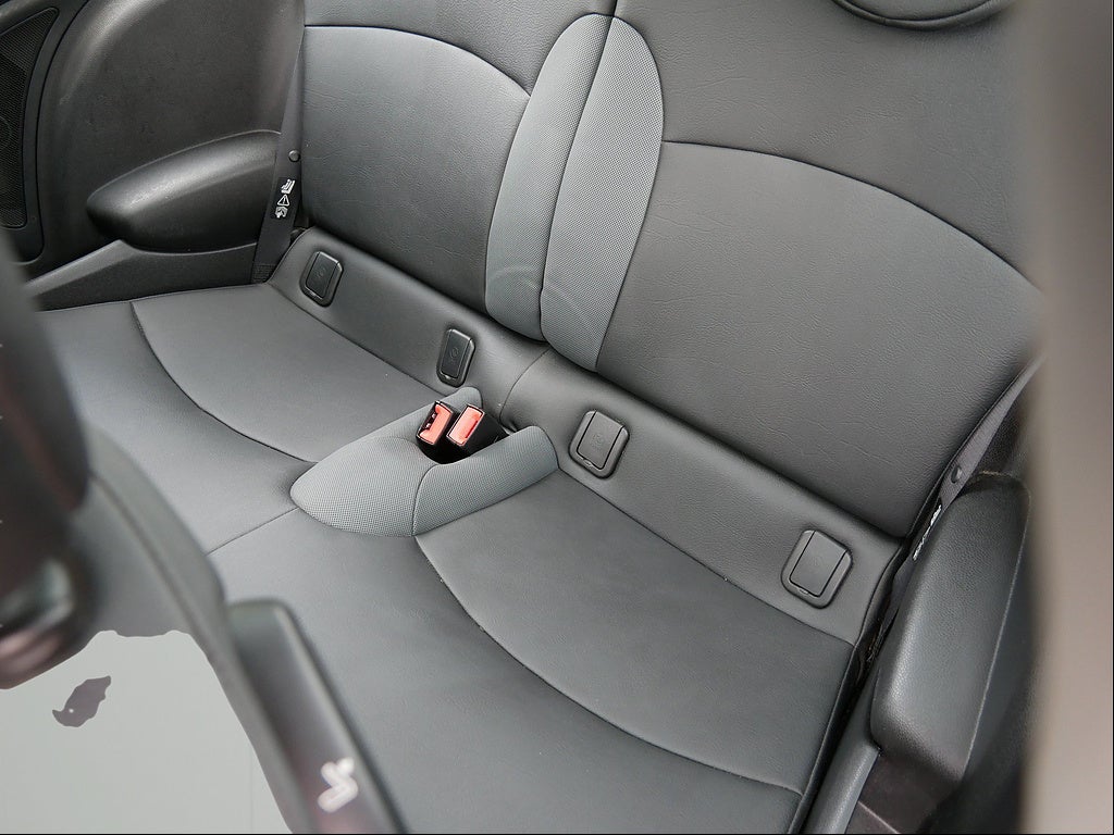 2010 MINI Cooper Hardtop Base