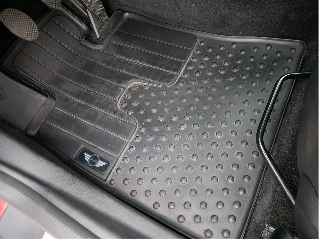 2010 MINI Cooper Hardtop Base