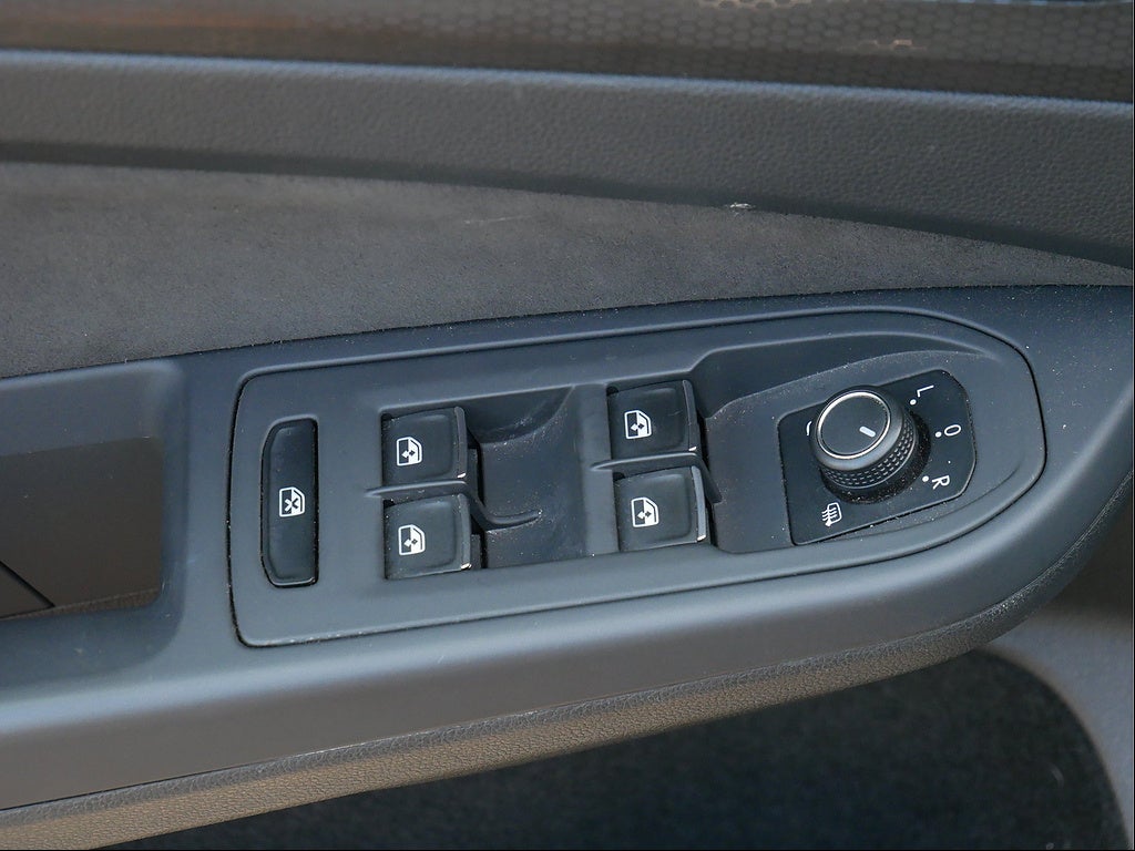 2024 Volkswagen Golf GTI S