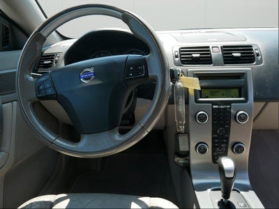 2006 Volvo C70 T5